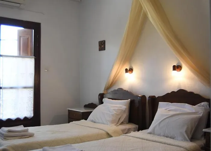 Archontiko Klitsa Hotel 2*